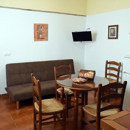 Apartamentos Rurales Entrecaminos 아르달레스 외부 사진