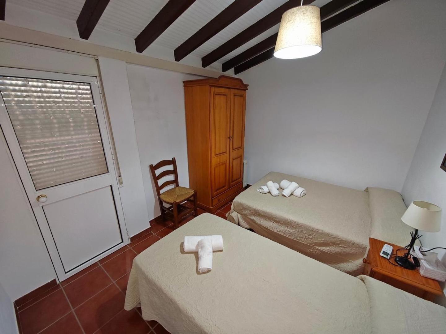 Apartamentos Rurales Entrecaminos 아르달레스 외부 사진